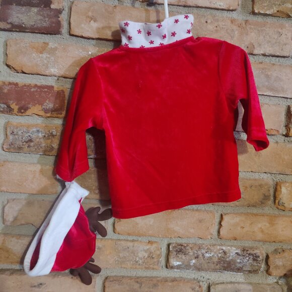 Infant Reindeer Holiday 2 Piece Outfit with Matching Hat. - Picture 2 of 5